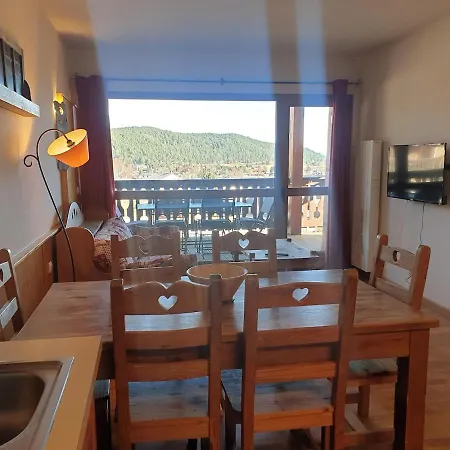 Apartment T2 Lumineux 6 Pl Ou T2 Duplex 4 Pl , Piscine, Sauna, La Pradella